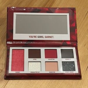 BH Cosmetics Eyeshadow Palette
